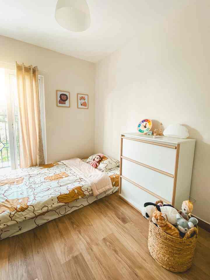 ✨ Dream big, little one ✨
Tempat tidur impian untuk si kecil yang penuh imajinasi! Warna lembut & desain manis siap temani setiap malam penuh mimpi 🌙💕

#KidsBedroom #BedroomDesign #TempatTidurAnak #KidsRoom #BedroomDesign #KidsRoomDesign