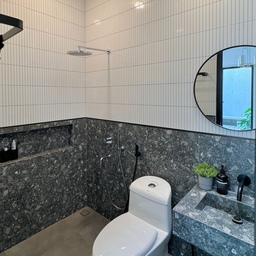 Daily routin after taking a shower. Yang bikin kamar mandi selalu bersih dan minim berjamur :
✨ Lap kering bagian yang basah, dinding, lantai, sanitary, dan botol sabun.
✨ Closet kamar mandi selalu keadaan tertutup.
✨ Buka ventilasi kaca atau nyalakan hexos 1 jam setelah mandi yaaa.
✨ Jangan lupa kasih wewangian dikamar mandi, kaya reed diffuser.
#bathroom #kamarmandianak #inspirasikamarmandi #lantaikamarmandi #dindingkamarmandi