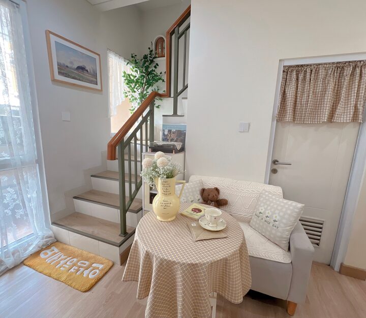 short form carousel card thumbnail