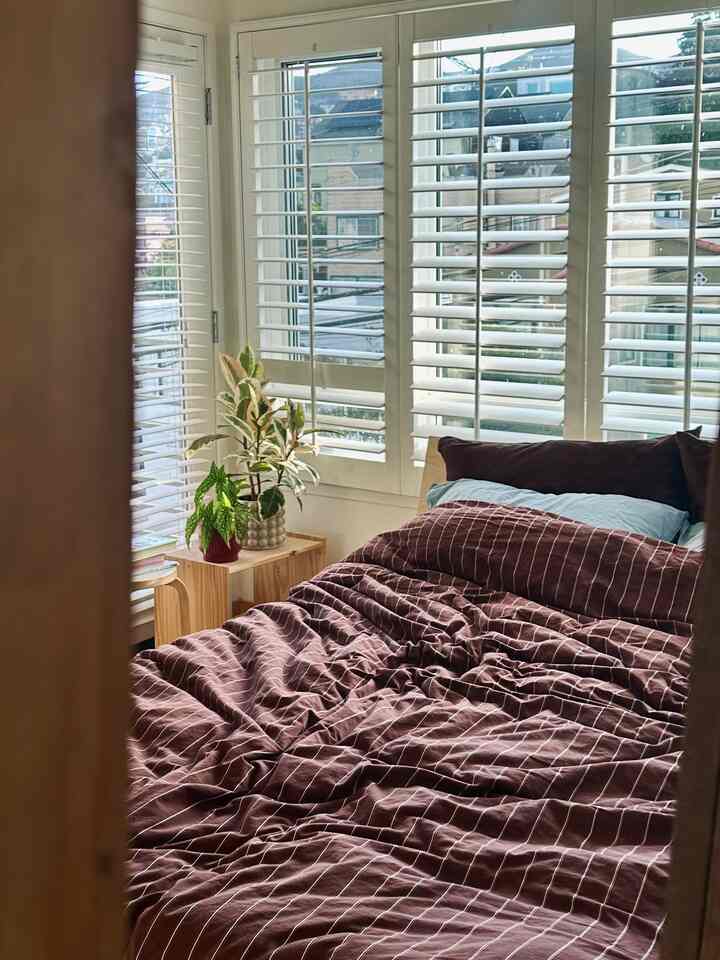 Kamar tidur nyaman dengan tempat tidur Hommey
#selimut #hommey #beddings #bedroom