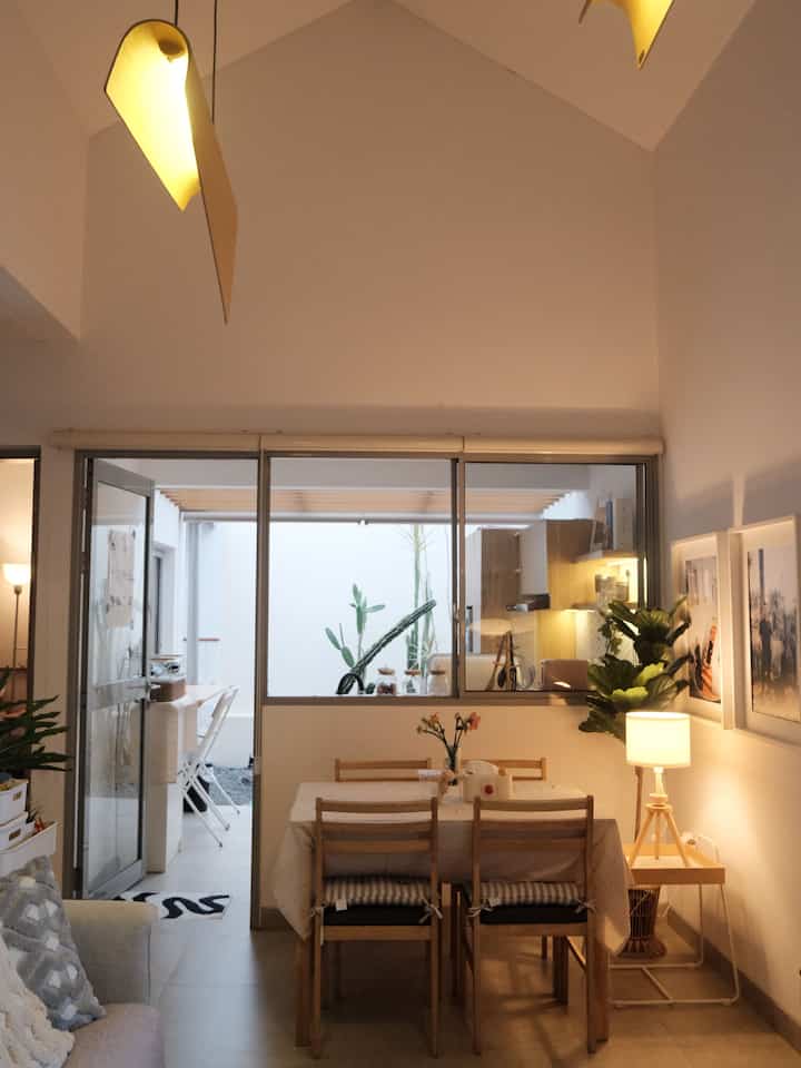 The atmosphere of the open space living room at dusk towards night~🌙
Open space does not always combine the living room with the kitchen function, in this house the open space is a combination of 2 room functions, namely the living room and dining area🤍 the open space area is intended to optimize the size of the room to feel more spacious and functional.

#MinimalistDiningTable #lampumeja #sidebtable #RumahOpenSpace #RumahTanpaSekat #NightVibe #LivingRoomStyling #LightingInspo