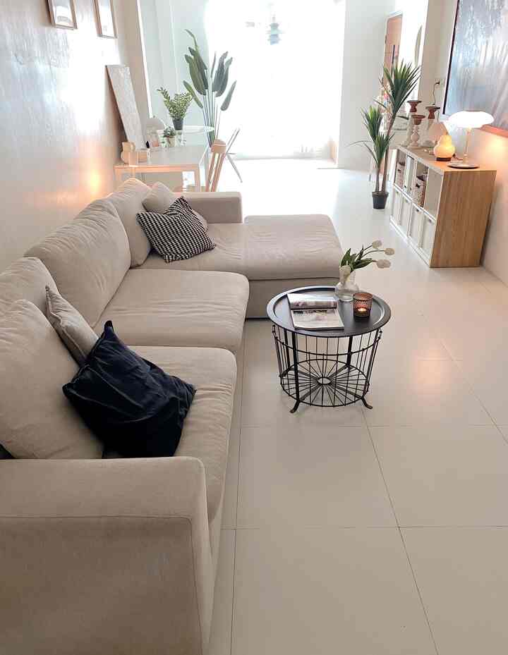 Santai & damai..
Nada lembut, saat-saat tenang dan kenyamanan rumah :) #BTNOAS11 #rumahopenspace #rumahtanpasekat #cozyhome #minimalisthome #rumahminimalis #homeinspo #minimalistlivingroom