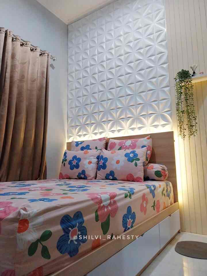 Kamar yang mungil tapi di usahakan untuk bisa nyaman dan rapih 🤍

#kamartidur #kamarkecil #kamarminimalis #dekorasikamar #dekorasikamarminimalis 