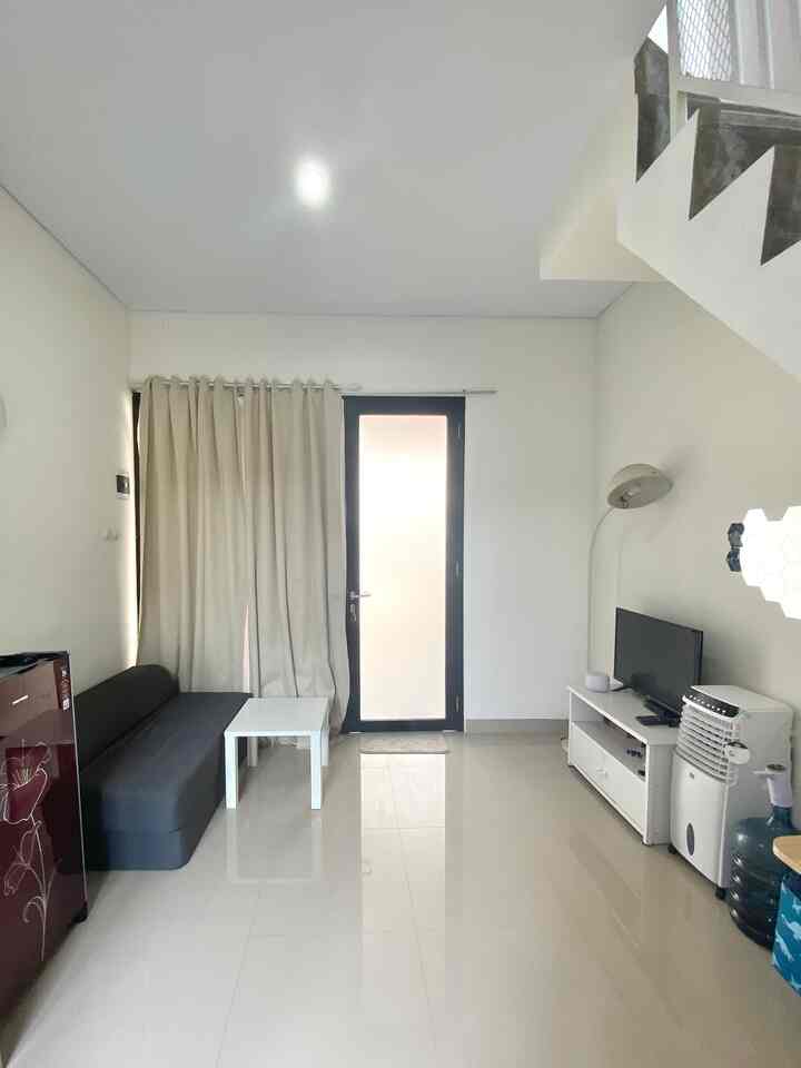 Halo semua, ini postingan pertama ku tentang rumah pertamaku yang konsepnya Apart House luas tanah 34m2. Semoga bisa menginspirasi pelan2 cicil beli furniture dan renovasi kecil-kecilan😊

#rumahkecilku #rumahpertama #aparthouse