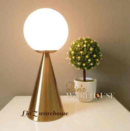 Lampu Meja Minimalis Modern