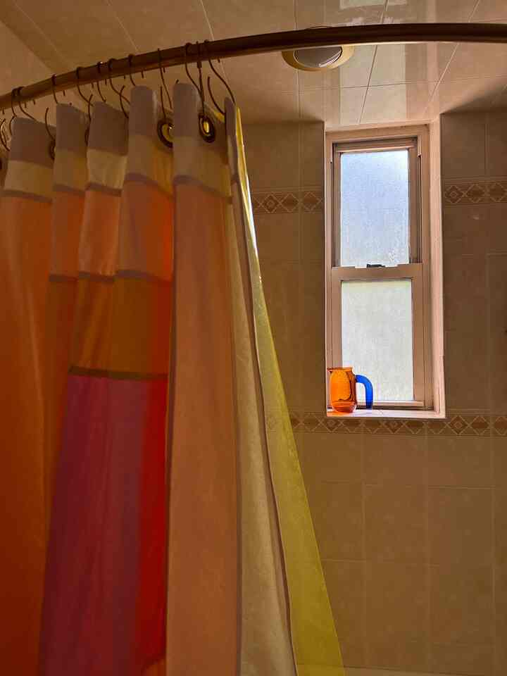 Bathroom details 🛀🏻 #moderneclectic #bathroom #colorfulinterior #details