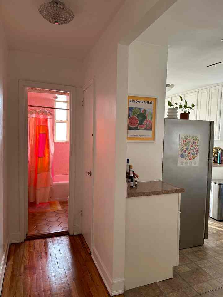Hallway that connects all rooms 🩷 #hallway #pink #details #bathroom #kitchen #homerecor 