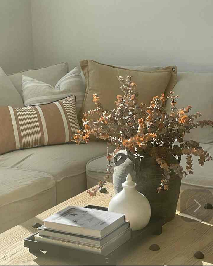 My favorite reading area #livingroom #readingnook #cozylivingroom #naturalstyle #vacation