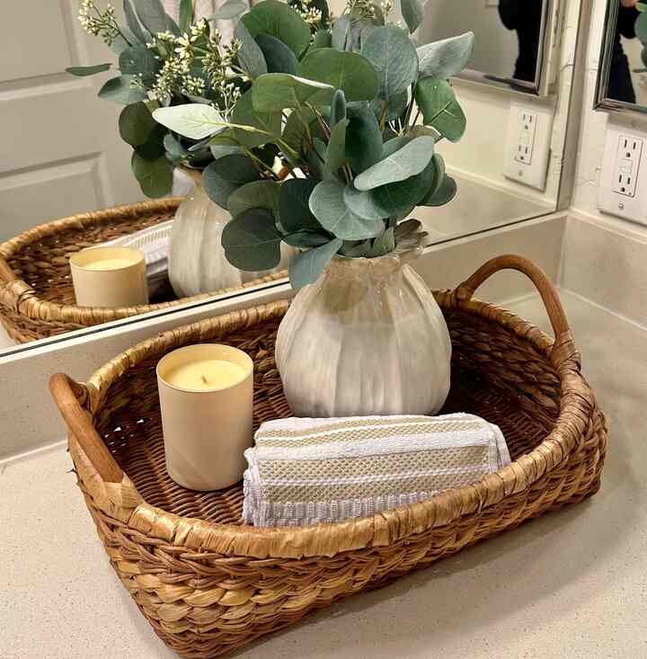 Bathroom details #wovenbasket #handtowel #candle 