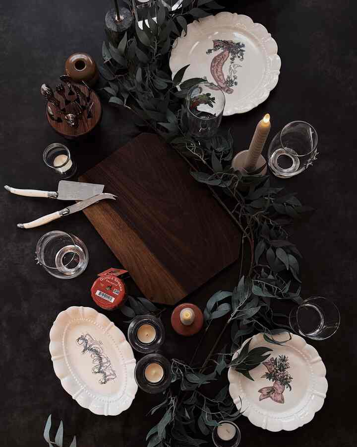 Getting ready for a home party 🎀

#diningtable #diningtableinterior #diningroom #diningtabledecoration #platingshot #plate #plating #homeparty #homepartydecoration #candleholder #ledcandle #candle #cuttingboard #glasscup 