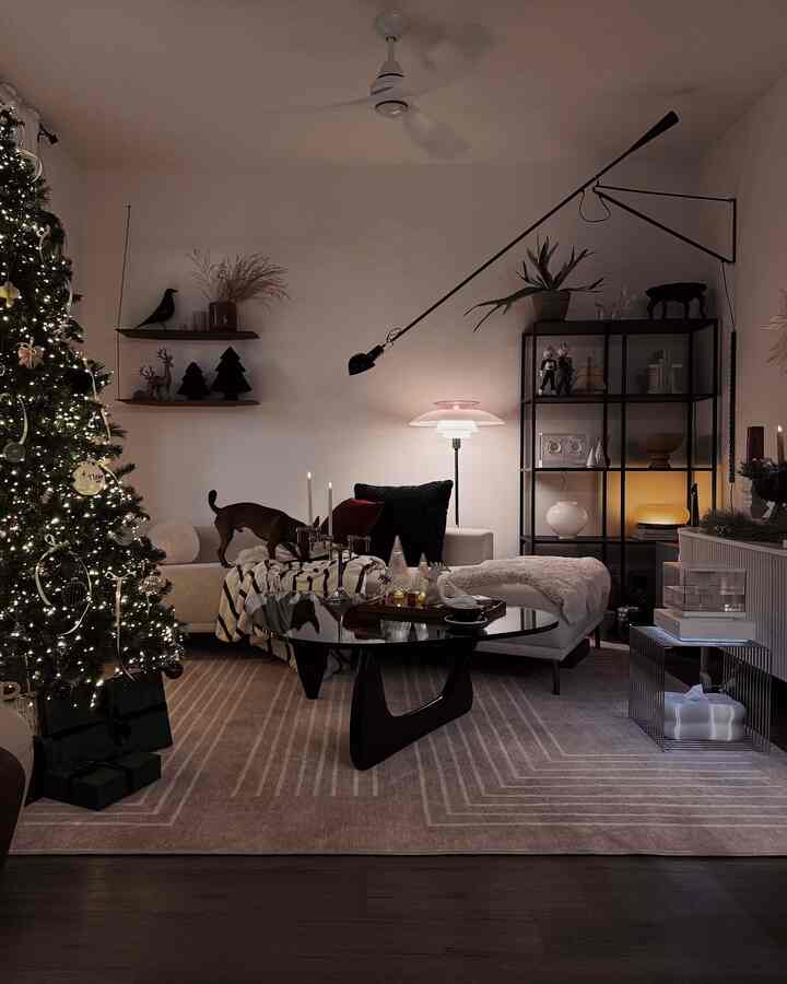 Christmas time is here 🎄

#christmas #Christmasprops #christmastree #christmasdeco #christmasdecoration #livingroom #livingroominterior #livingroomdecoration #rug #shelf #shelfinterior #lightinginterior #lighting 