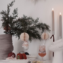 Christmas day brunch time 🍹
#Christmasprops #christmas #christmasdeco #cake #ornament #glasscup #sculpture #candleholder #candle 
