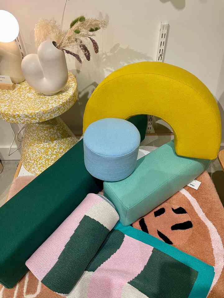 Loved the inspo and color from this little area for corner in my living room! #colorinspo #pillows