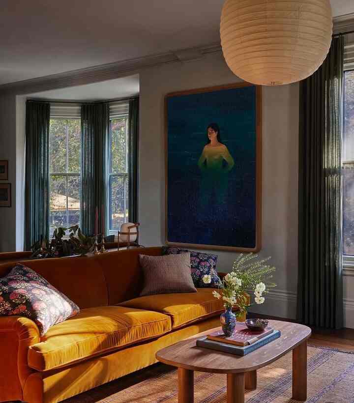 Warm toned living space #mcm #warmfeeling 