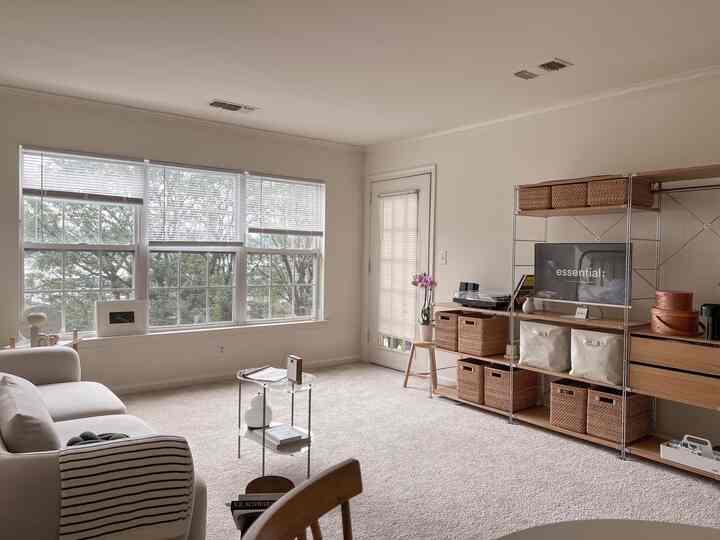 Overview-
#livingroominterior #livingroom #livingroomtable #WoodInterior #woodenfurniture #muji #mujifurniture