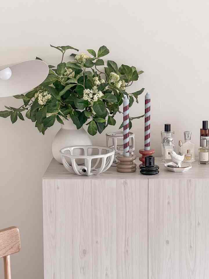 Harmonious vibes atop my storage cabinet✨
#beautyhome #whitewoodinterior #whitewood 