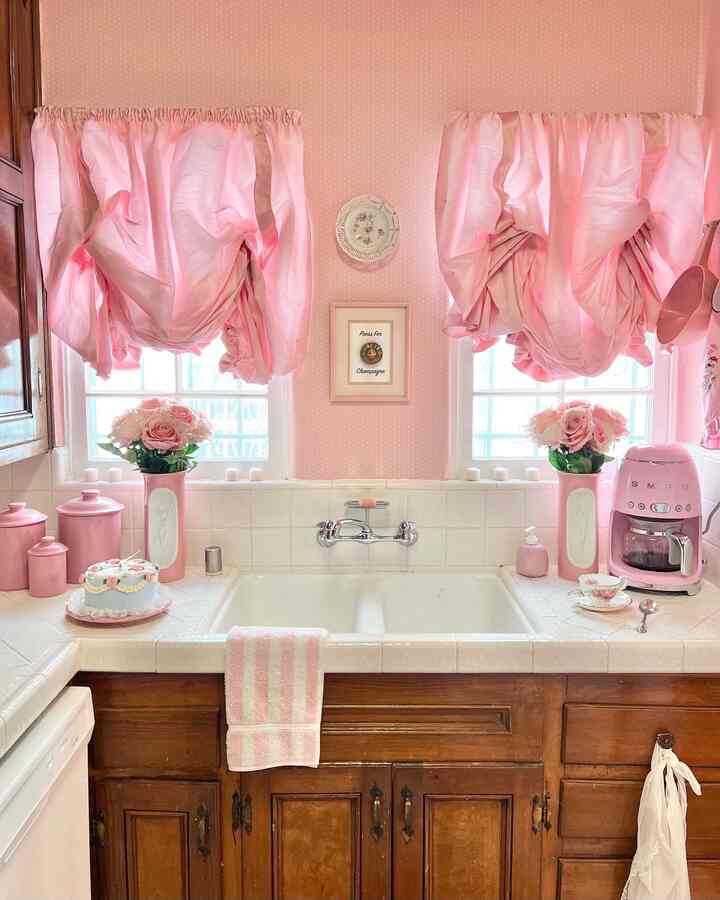 My fairytale cottage style shabby chic pink kitchen 🍰🎀 #pink #kitchen #retro #girly #shabbychic #cottage 