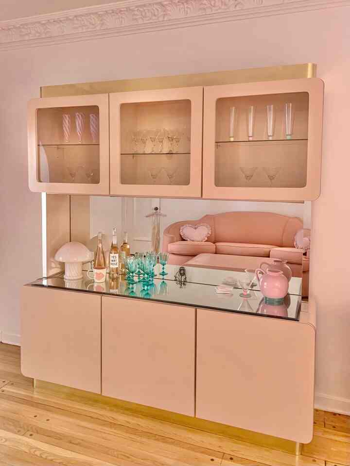 <span data-sheets-root="1" style="color: rgb(0, 0, 0); letter-spacing: normal; font-size: 10pt; font-family: Arial;">My life-sized Barbie hutch #livingroom #vintage #pink #retro #postmodern #mushroomlamp</span>