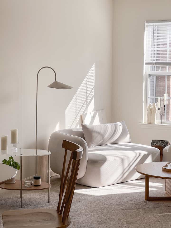 <span data-sheets-root="1" style="color: rgb(0, 0, 0); letter-spacing: normal; font-size: 10pt; font-family: Arial;">My beige place I really love it. Feels so cozy #modularfurniture #modularsofa #beige #beigetone #beigeinterior #cozyplace #Lamp #coffeetable</span>