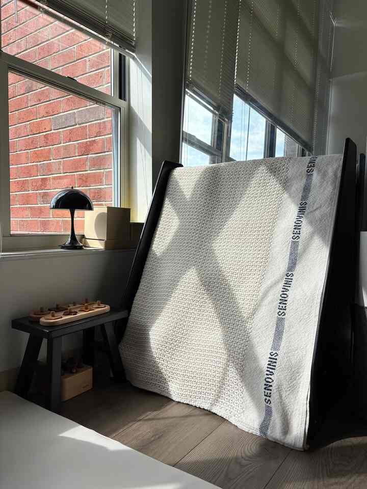 Baby playing-reading nook🐜
#babyroom #readingspace #zarahome #zarahomestool #japandi #midcenturymodern