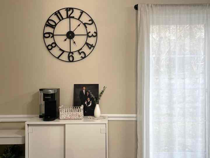 First family photo❤️

#minimalism #minimal #interiorobject #family #coffeetime #diningroom #minimalist #minimallife #minimalliving