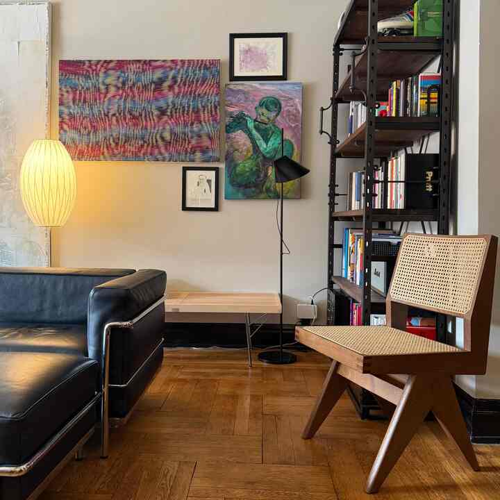 The corner 💙

#midcentury #furniturearrangement #furnitureinterior 