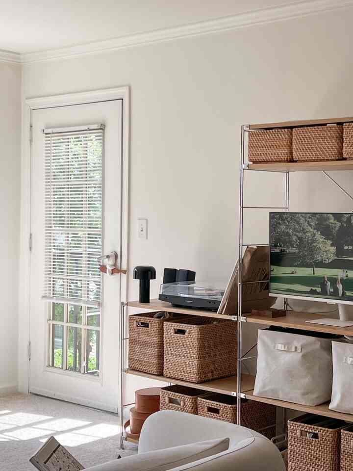 Feeling relieved😌🤍

#livingroominterior #livingroom #Organized #muji #WoodInterior #wood #woodenfurniture  #cozy #beautyhome 