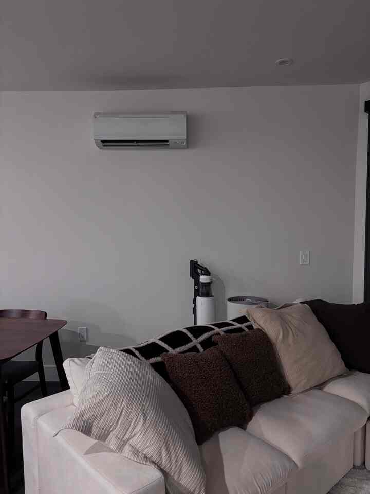 Neutral colors filling up the living room 🤎 #mcm #japandi #livingroom #homedecor #SamsungBespoke #modularsofa #sozyhome