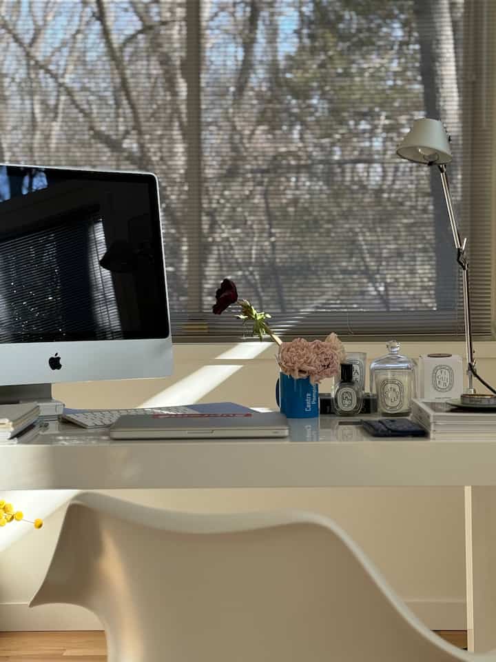 Office look #officedesk #desk #officedecor
#officedexoration #onthedesk #decoration