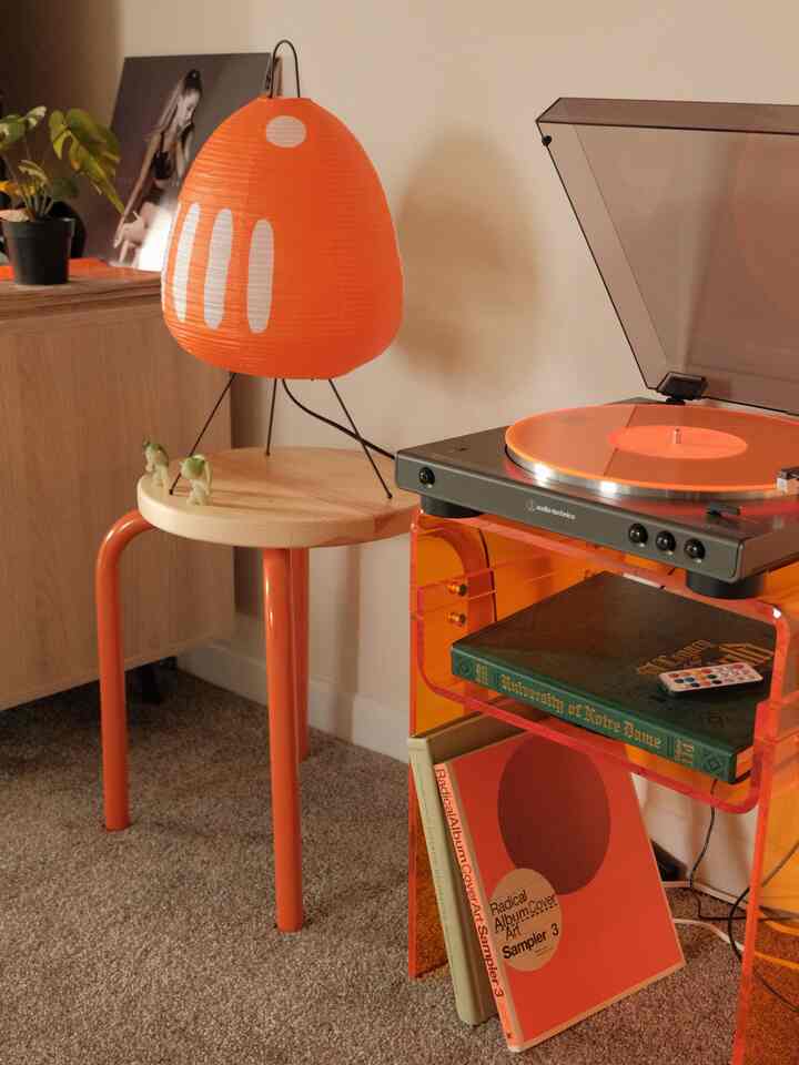 <span data-sheets-root="1" style="color: rgb(0, 0, 0); letter-spacing: normal; font-size: 10pt; font-family: Arial;">Organization tips &amp; tricks: This end table doubles as a turntable stand as well as a mini bookshelf! Home decor and accent pieces that have multiple functions 🤩🤌🏼 >>>>> #turntable #endtable #bookshelf #vinyl #IKEAstool&nbsp;</span>