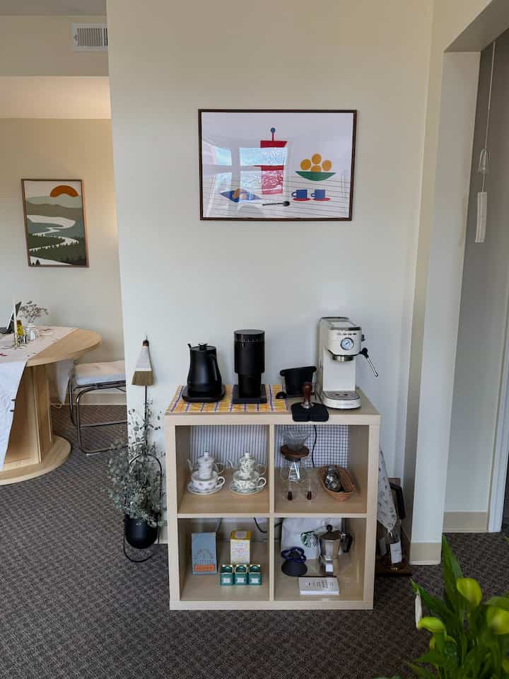 <span data-sheets-root="1" style="color: rgb(0, 0, 0); letter-spacing: normal; font-size: 10pt; font-family: Arial;">I'm a big coffee person my little coffee station ☕️ #coffee #tea #coffeemachine #coffeepot #coffeestation #shelf #shelfunit</span>