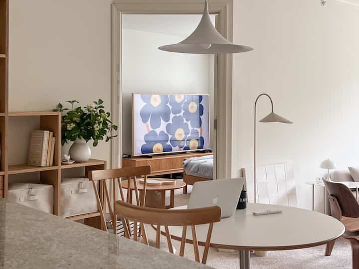 My workspace lately—less about work and more about planning baby meals! I dream of having a proper home office, but in reality, my little one’s space keeps taking over. Looks like it’s not happening anytime soon!

#livingroominterior #livingroom #beautyhome #woodenfurniture #wood #beigeinterior 