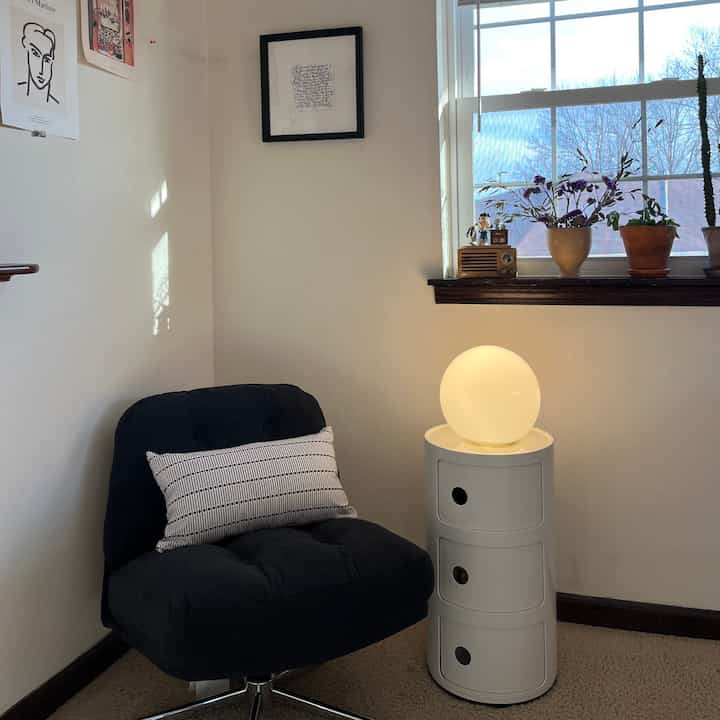 It is my favorite spot in our house. Everything blends well with each other and soothes me.😌🖤 

#livingroominterior #Mid-CenturyModern #sofarecommendations #blackandwhite 
