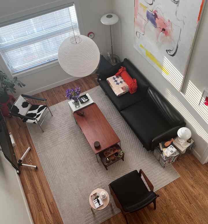 Today’s aerial shot taken from my home office. 
#livingroom #livingroominterior #livingroomtable #livingroomdecoration #livingroomsofa #livingroomstyling #duplex #duplexinterior #loft