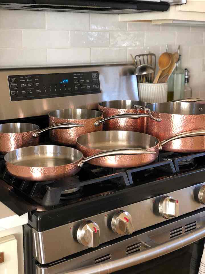 Spring cleaning always requires me to shine my copper pots.✨ 
#kitchen #copper #cleaning #spring #clean #modern 