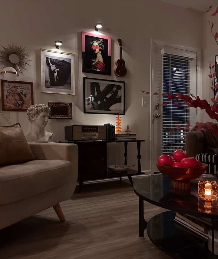 #livingroom #gallerywall #furniture #apartmentinterior #ambientlight #lightinginterior