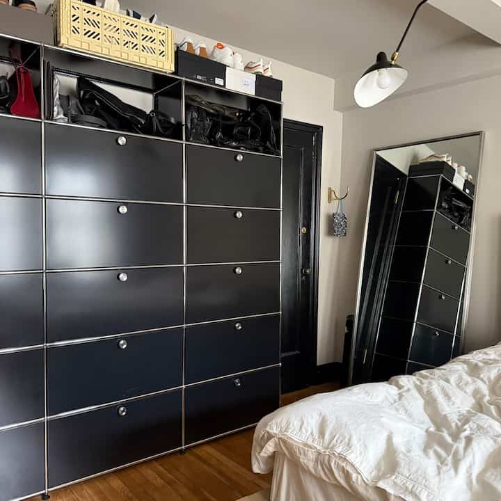 Dresser can be chic 
Best storage #usm #usmmodular #usmhaller