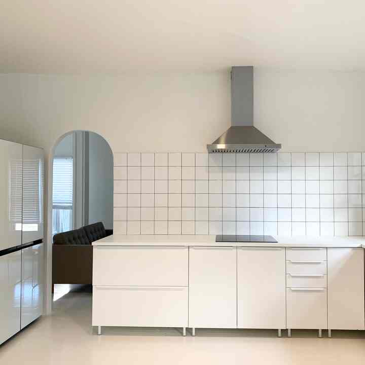 My home kitchen that I remodeled myself 🙌🏻
I've been pursuing a minimal interior, but I'm filling it up now 
#roomtour #simpleinterior #kitchenremodeling 