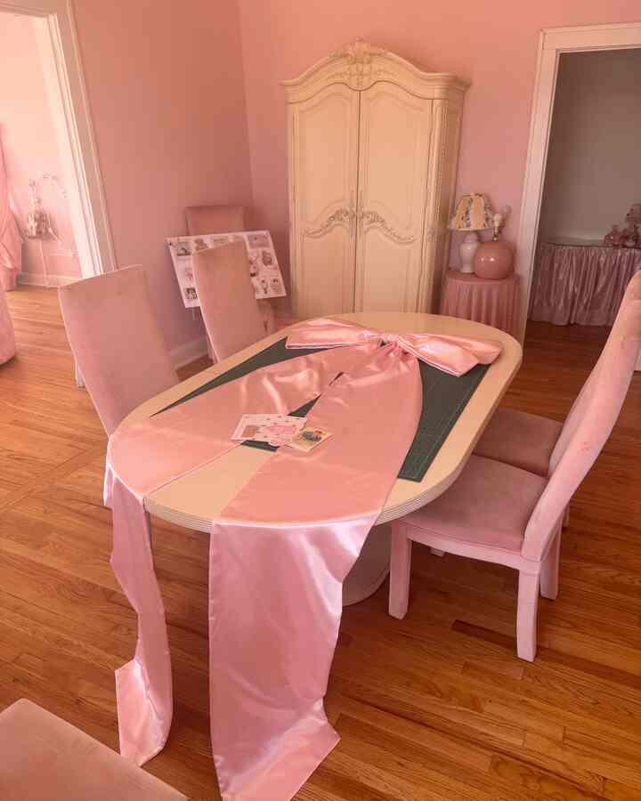 Just made a pink bow for a super cute dog brand event! Our dining room doubles as my sewing room currently. Can’t wait to see it hung up and surrounded by a bunch of puppies 🎀 ￼#shabbychic #vintage #retro #diningroom #coquette 