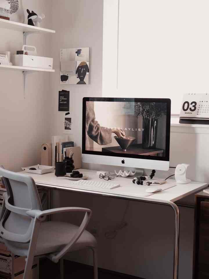 Desk set up.

#desk #deskterrier #deskdecoration #desksetup #deskspace #workplace #homeoffice #workfromhome #homedecor #shelf #imac #deskchair #deskmat #toolbox #tray #calender 