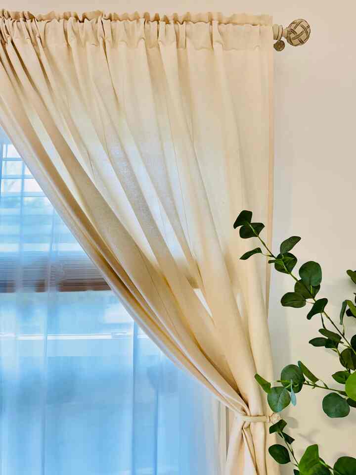 It’s the little details that make a big difference! ✨ Loving how this curtain rod set adds the perfect finishing touch. 🤍

#curtain #curtaininterior #curtainstyling #curtainrod #curtainrecommendation #curtainlighting #cozy #cozybedroom #cozyroom #cozyhome #cozyinterior