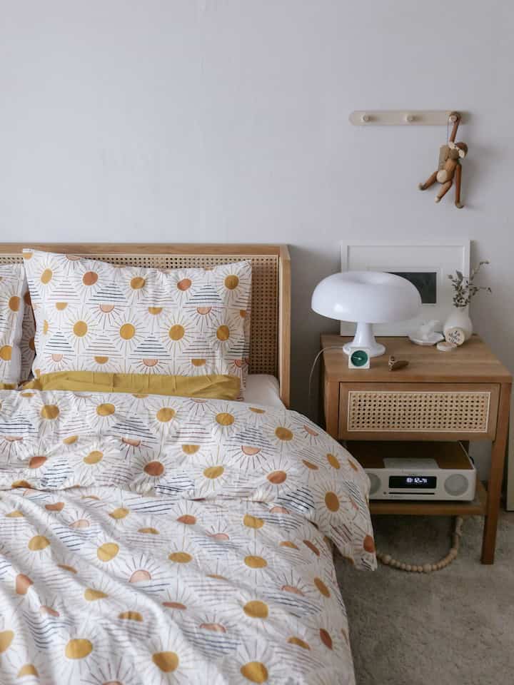 Same space, fresh angle✨

#bedroominterior #bedding #bedroom #WoodInterior #wood #woodenfurniture #duvet #duvetcover #cozybedroom #CozyInterior 