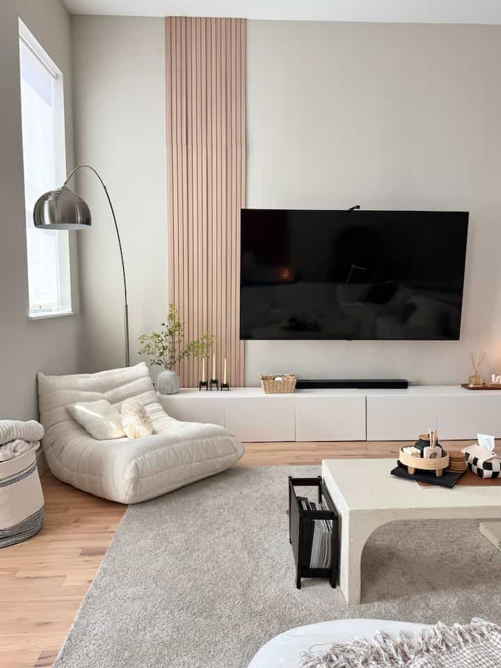 starting off the week right with a clean home! 💫 #cozy #wood #japandi #mcm #minimalist 