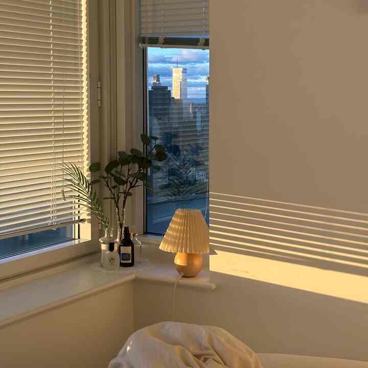 #clean #minimal #sunset #woody #newyork #homeonterior #homedecor