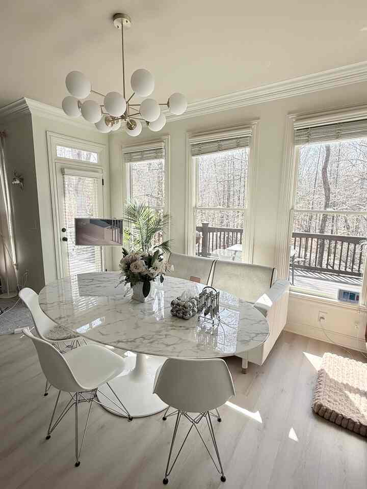 Spring is coming 🌿

#kitchen #diningarea #nook #diningtable