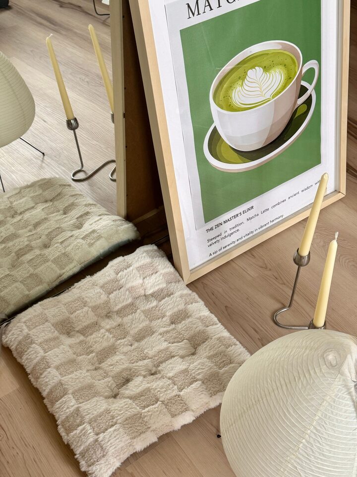 short form carousel card thumbnail