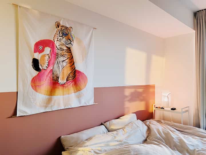 Our sunset inspired, feline themed bedroom 🐅🦩

#contemporary #simple
