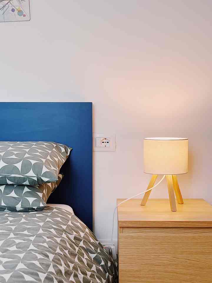 From the cute apartment we stayed at in Italy! Was so interesting to see all the ikea products that I recognized right away

#scandinavian #airbnb #contemporary