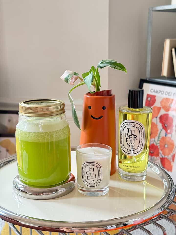 Let’s make green juice! Easy healthy green juice for breakfast: 1 apple, 1 lemon , 1 lime, 1/2 cucumber, 3-4 celery sticks and a handful of spinach or kale (which i ran out, so i skipped today) 🍋🍋‍🟩🥒🍎 #green #juice #juicer #breakfast 