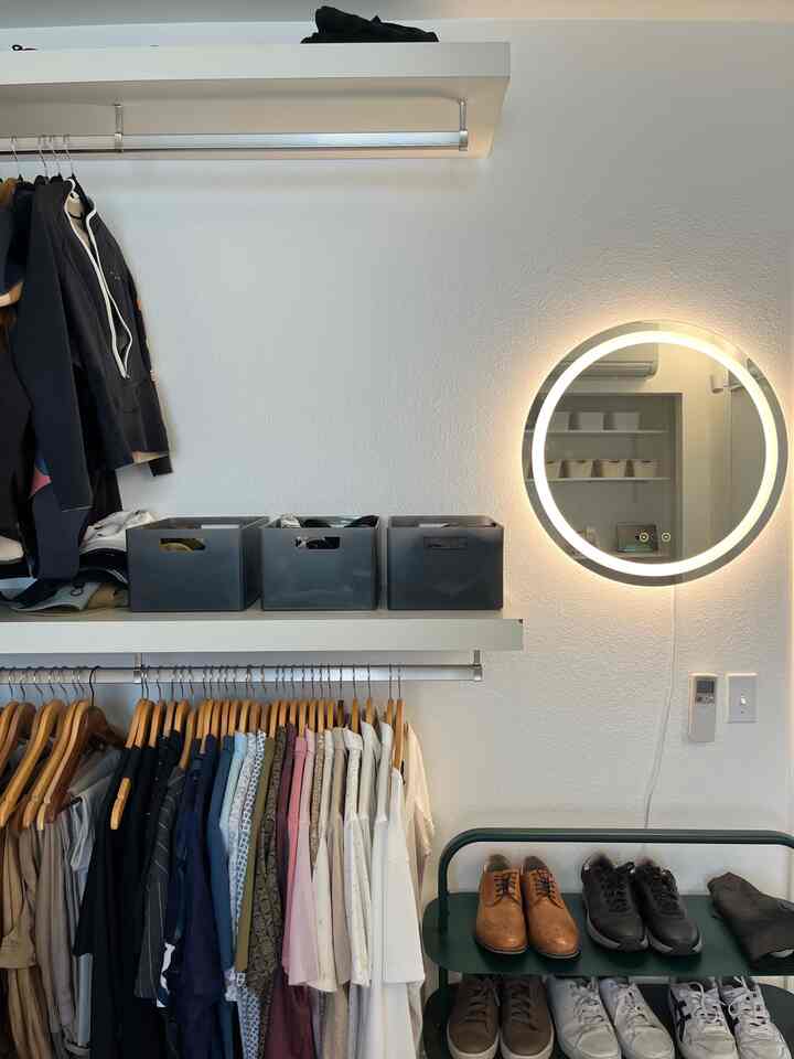 Our office room also doubles as my husband's dressing room 😆 I obviously claimed the main closet, so he needed his own space too! #multifunctionalspace #officedecor #dressingroom #homedetails #organizedliving #modernhome #homeinspo #smallspacedecor #cozyhome #simpleliving